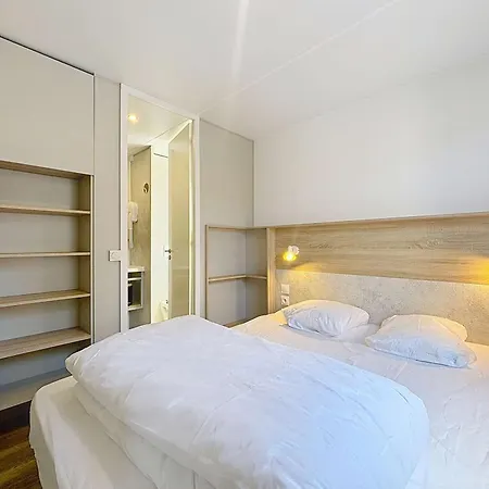 Mobil-home Confort 6 Pers, 3 Ch, 2 Sdb, Piscine, A 200m De La Plage, Plein Coeur De - Fr-1-361a-55